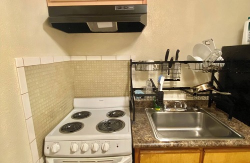 Newport News House | Cozy 1br Home near the ocean with two Roku TVs.