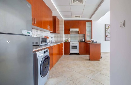 Motor City Apartment | Cozy 1BR in Landscaped Community, Motor City