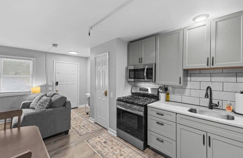 Winooski Apartment | Cozy 1BR in Winooski!