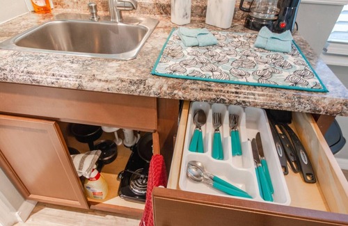 Conway House | Cozy 1BR Retreat Private Entry & Pets OK