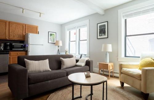 Theatre District Apartment | Cozy 1br Walk anywhere
