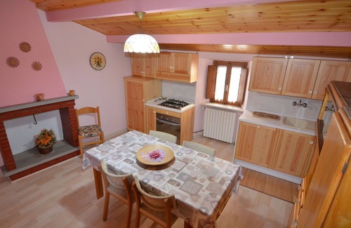 Petrella Guidi Apartment | Cozy 2-Bed Apartment, Petrella