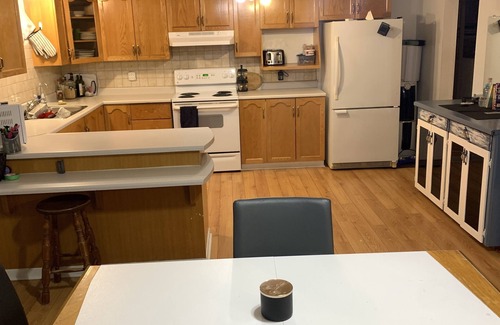 The Nation Apartment | Cozy 2 bed appartementn Short term nOr rent room per night n20 min from Ottawa