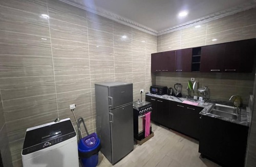Abuja Apartment | cozy 2 bed apt. with free Wifi and 24hrs power, Jahi, Abuja