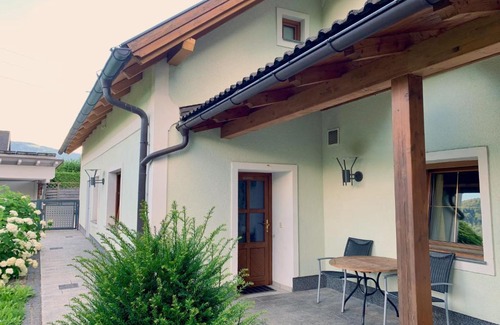 Muhldorf Cabin | Cozy 2 Bed