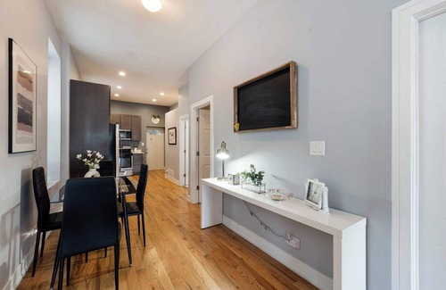 Near West Side Apartment | Cozy 2 Bed Home by West Loop with Parking & Laundry