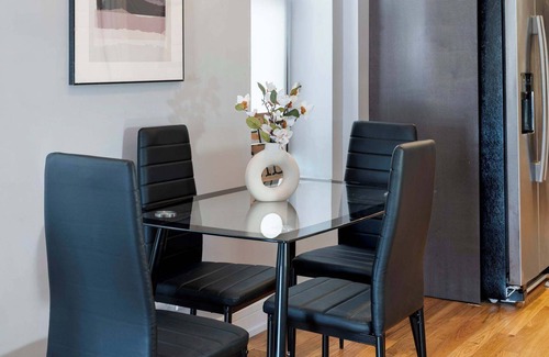Near West Side Apartment | Cozy 2 Bed Home by West Loop with Parking & Laundry