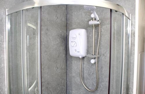 St Helens House | Cozy 2-Bed Home, St Helens - Sleeps 5 - Free WiFi