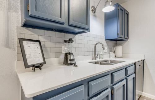Edmond House | Cozy 2-Bed Home w/King Bed
