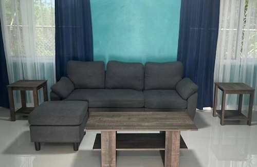 Crane corner Villa | Cozy 2-bedroom 2.5 bathroom villa in Black River with beach in the backyard