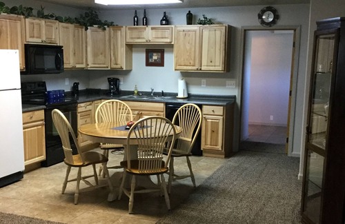 Thayne Apartment | Cozy 2-bedroom apartment MINUTES outside picturesque Star Valley Ranch