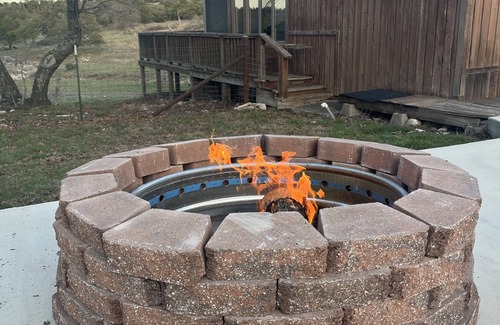 Harper Cabin | Cozy 2-bedroom, 2-bath cabin with WiFi, AC in Harper Tx on secluded 215 acres.
