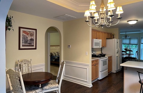 Pelham House | Cozy 2 Bedroom 2 Bathroom townhouse in the heart of Hoover/Pelham area