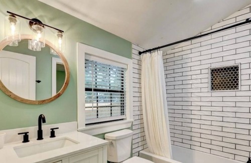 Central Oklahoma City Cottage | Cozy 2 Bedroom 2 Bath Cottage in Central OKC Pets ✅