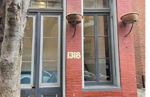 Downtown Richmond Apartment | Cozy 2 bedroom (2B) rental unit with free parking