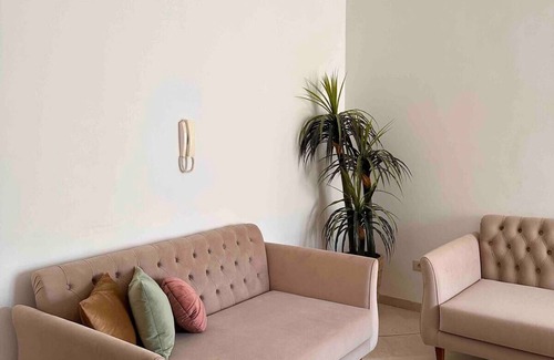 La Soukra House | Cozy 2-bedroom apartment in a lively neighbourhood- Tunis