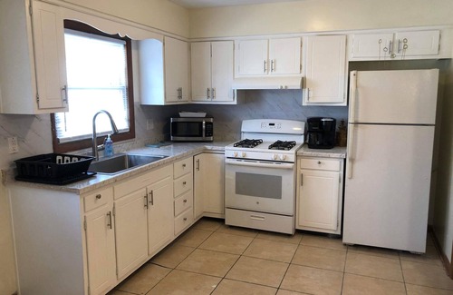 Pittsboro Apartment | Cozy 2-Bedroom Apartment - Close To It All!