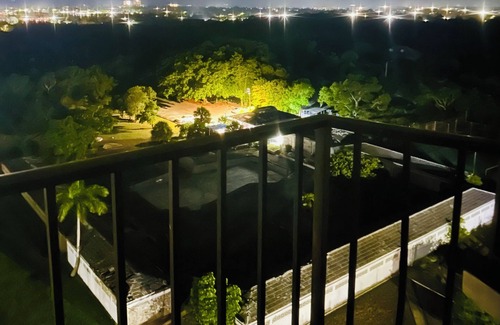 Greening Glade Apartment | Cozy 2-bedroom apartment in fabulous Freeport with 4 balconies & plenty of space