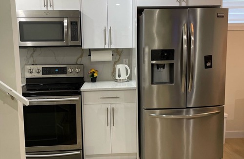 Cranston Apartment | Cozy 2 bedroom apartment in SE Calgary. Close to YMCA and hospital