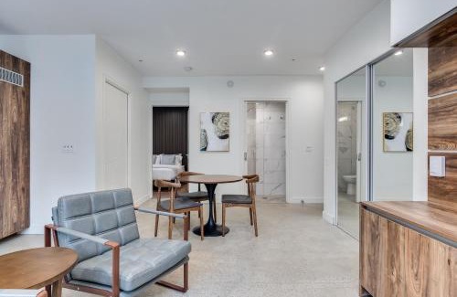 Downtown Vancouver Apartment | Cozy 2 Bedroom Apartment