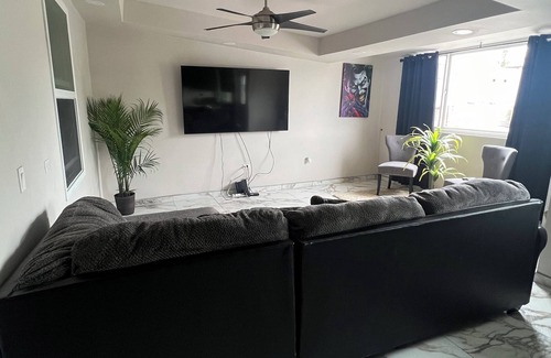 Tijuana Municipality Apartment | Cozy 2-bedroom apartment in welcoming Tijuana with WiFi, AC