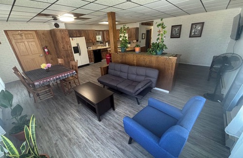 Elkader Apartment | Cozy 2-bedroom apartment in enjoyable Elkader with AC, WiFi, view of downtown