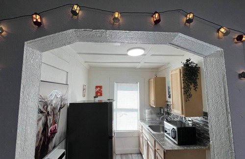 Callahan Apartment | Cozy 2-bedroom apartment, Downtown Orlando with WiFi, AC and King size Bed