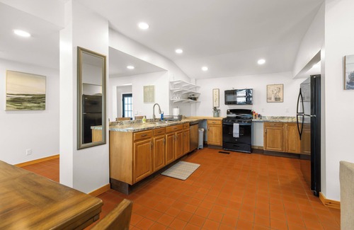 Remsen Apartment | Cozy 2-bedroom apartment with AC, WiFi in charming Remsen