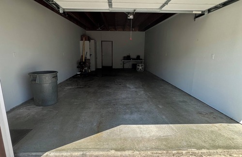 Penfield Apartment | Cozy 2-bedroom apartment in Urbana with WiFi, AC, and 2 car garage