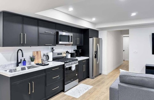 LaSalle Apartment | Cozy 2-Bedroom Basement Apt with Separate Entrance