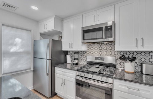 Bradley Beach House | Cozy 2-Bedroom Bungalow in Bradley Beach