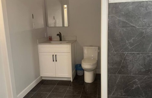 Chelmsford House | COZY 2 bedroom basement apartment