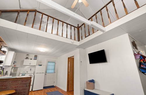 Mammoth Cave Cabin | Cozy 2-bedroom cabin on Nolin Lake with WiFi, AC