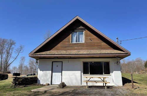 Lewis County Cabin | Cozy 2 bedroom cabin on the snowmobile trails