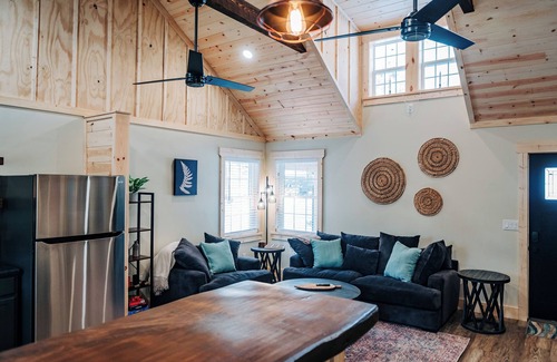 Confluence Cabin | Cozy 2-bedroom Cabin near Ohiopyle
