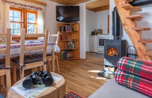 Koprivnik v Bohinju Ski Chalet | Cozy 2-bedroom chalet in the mountains with WiFi