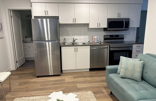 Niagara Falls House | Cozy 2-Bedroom close to the Falls