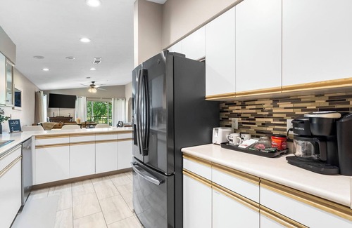 Branson Condo | Cozy 2-bedroom condo at Holiday Hills Golf Resort.