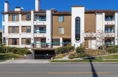 San Diego Condo | Cozy 2-bedroom condo in charming heart of San Diego close to everything!