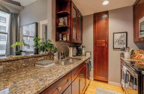 Near South Condo | Cozy 2-bedroom condo in Downtown Lincoln