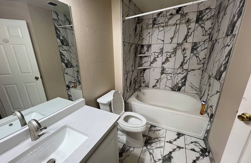 Parker Condo | Cozy 2-bedroom condo in fabulous Parker with fitness room, WiFi