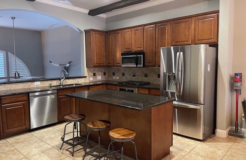 Legacy Park Condo | Cozy 2-bedroom condo in welcoming Plano with AC, WiFi