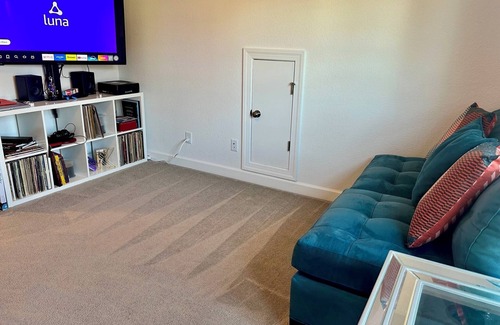 Norfolk - Virginia Beach Condo | Cozy 2-bedroom condo in wonderful Chesapeake with fitness room, WiFi