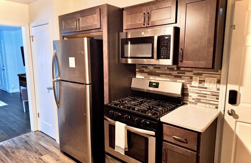 Elm Grove Condo | Cozy 2-bedroom condo in pleasant Elm Grove with AC, WiFi