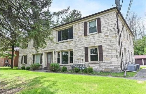Elm Grove Condo | Cozy 2-bedroom condo in pleasant Elm Grove with AC, WiFi