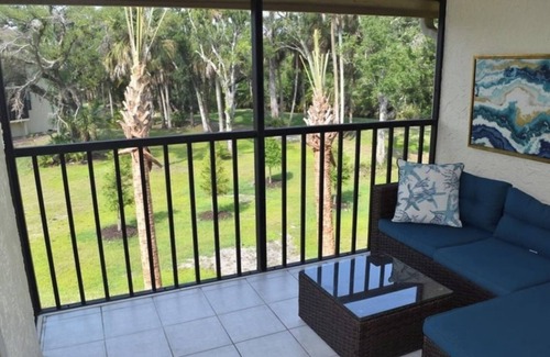 Biggar Condo | Cozy 2-bedroom condo with A/C, WiFi, & canal access in Fort Myers, new to VRBO!