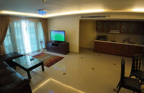 Pattaya Bay Condo | Cozy 2-bedroom condo with AC, WiFi in amazing Pattaya