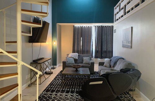 Downtown Omaha Condo | Cozy 2-bedroom condo with AC, WiFi in phenomenal Omaha