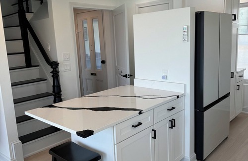 Salem Condo | Cozy 2-bedroom condo with WiFi, AC in charming Salem