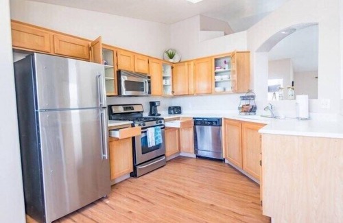 Foothills House | Cozy 2 bedroom getaway